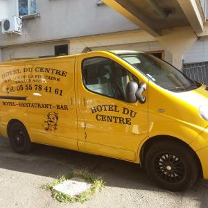 DIY kit for hotel van graphics